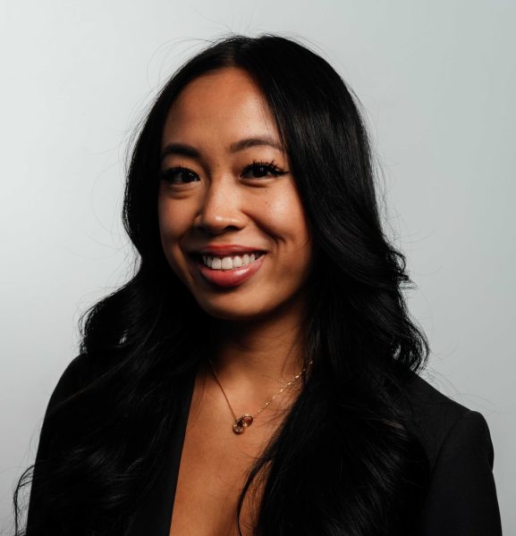 Kayla Pham





LEGAL ASSISTANT